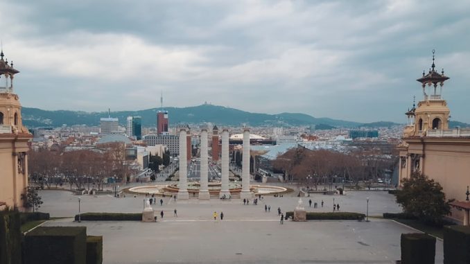 Top 10 sevärdheter i Barcelona illustration