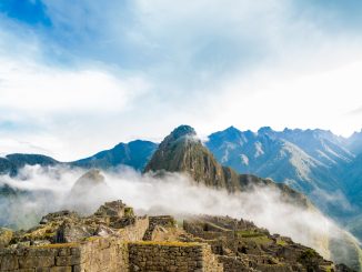 Guidade turer i Machu Picchu illustration