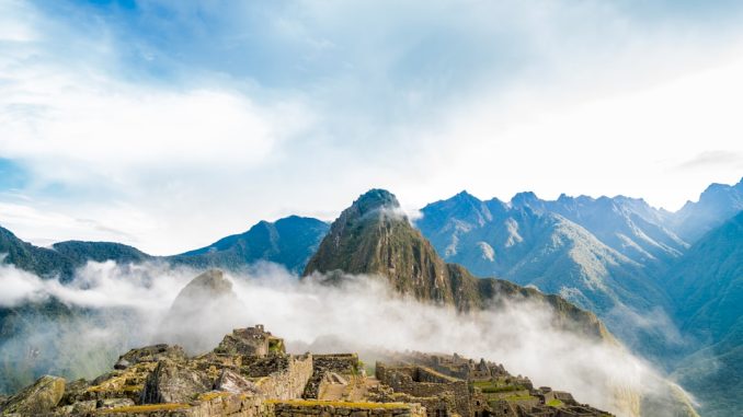 Guidade turer i Machu Picchu illustration