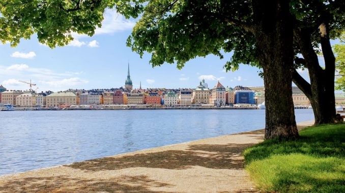 Utforska Sveriges bäst bevarade hemligheter illustration